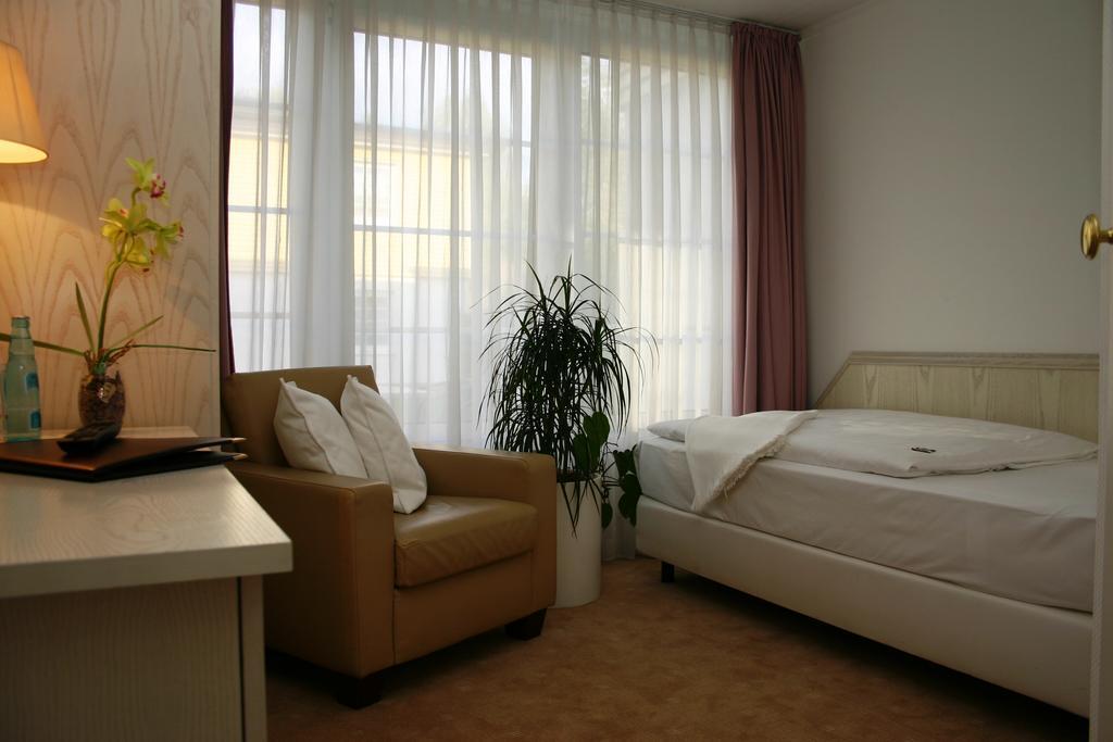 Atrium Hotel Amadeus Osterfeld Oda fotoğraf